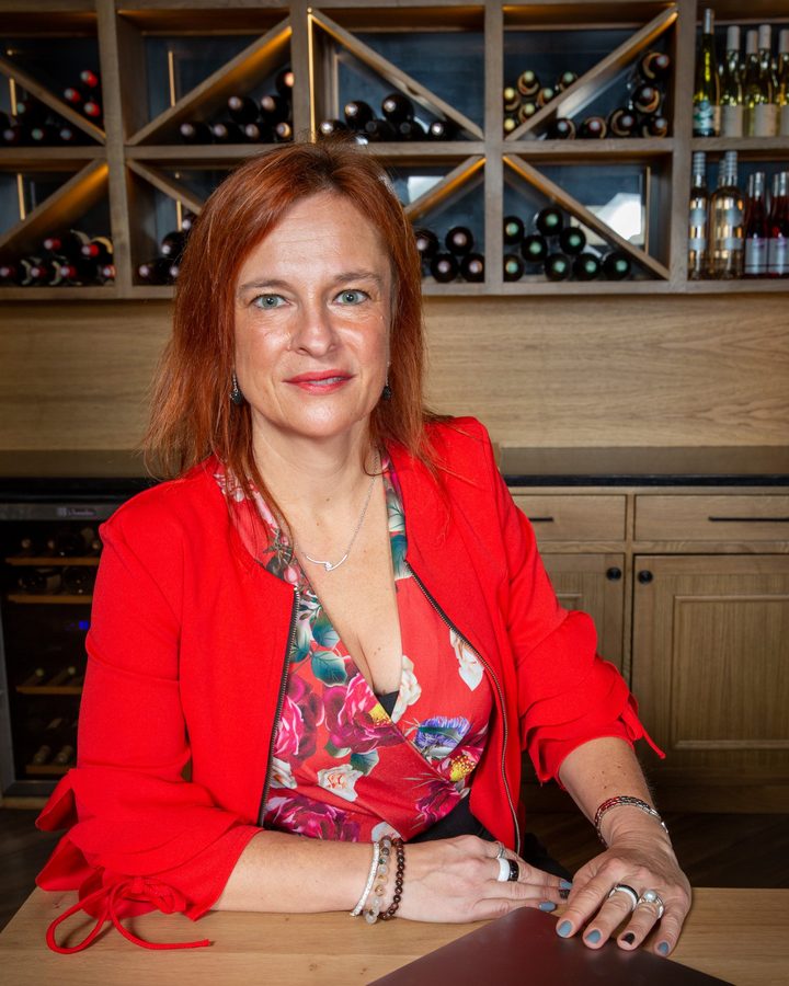 Laure Maestrutti, Responsable location