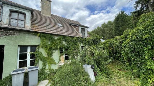 Maison mitoyenne 1 côté vendu à Beaurepaire