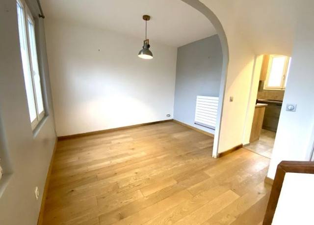 Maison mitoyenne 1 côté vendu à Deuil-la-Barre