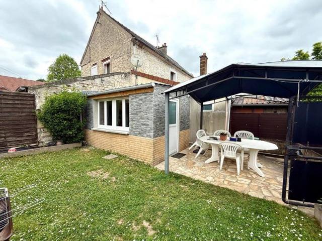 Maison mitoyenne 1 côté vendu à Cires-lès-Mello