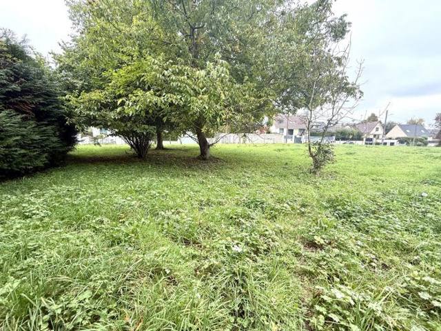 Terrain constructible vendu à Ully-Saint-Georges